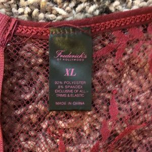 Fredricks lounge wear, Size: extra large